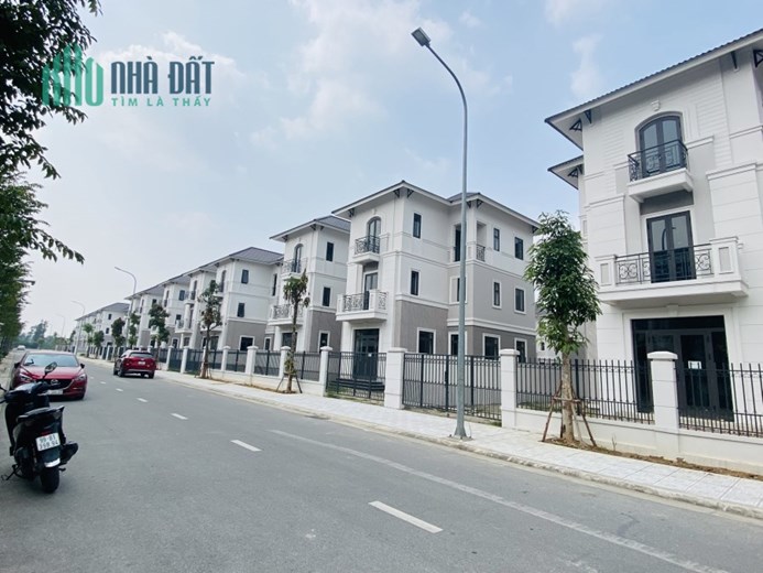 Biệt thự đơn lập xanh đẳng cấp giữa trung tâm vùng thủ đô