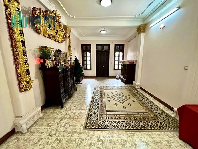 Bán nhà phân lô Phố Nghĩa Đô,Cầu Giấy dt 74 m2 x 4 t mt 4,3 m 2 mặt ngõ 5 m giá 18,5 tỷ