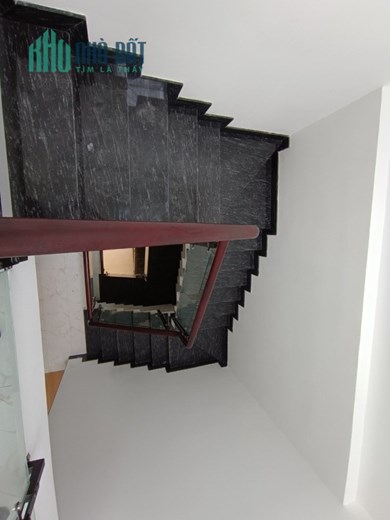 Ôtô đỗ cửa 50m2 sổ vuông vức Phạm Văn Chí Quận 6 chỉ 4 tỷ nhỉnh.