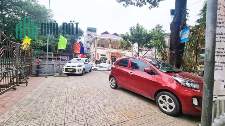Mễ Trì Thượng, Nam Từ Liêm, DT214m2 7 tầng thang máy, ô tô tránh dừng đỗ, chỉ 22,8ty