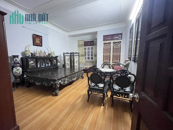 Bán nhà mặt ngõ 213 Thiên Lôi vị trí cực đẹp, 85m 3 tầng độc lập dân xây GIÁ 4.6 tỉ