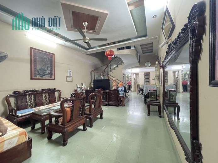 Bán nhà mặt ngõ 213 Thiên Lôi vị trí cực đẹp, 85m 3 tầng độc lập dân xây GIÁ 4.6 tỉ