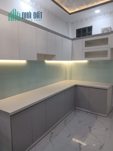 Gấp, Nhà Hẻm 84 Tân Sơn Nhì Quận Tân Phú, ĐHCNTP, HXH, 72m2x3T, Chỉ 3.9 Tỷ