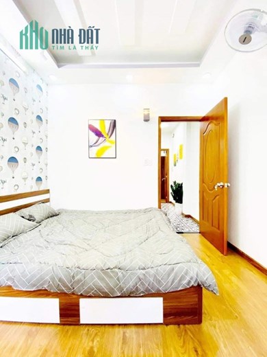 Nhà 70m2, có thu nhập, chỉ 4.8 tỷ, hẻm xe hơi