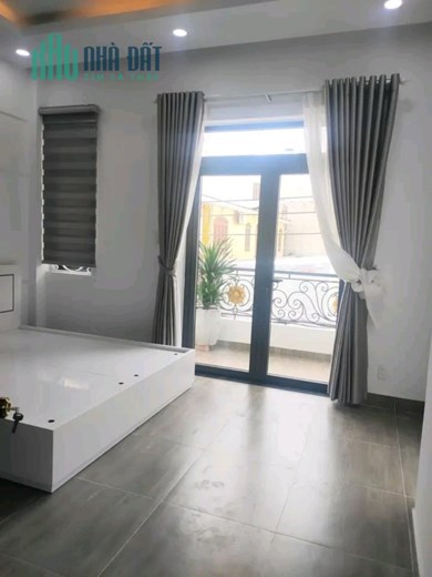 Nhà 70m2, có thu nhập, chỉ 4.8 tỷ, hẻm xe hơi