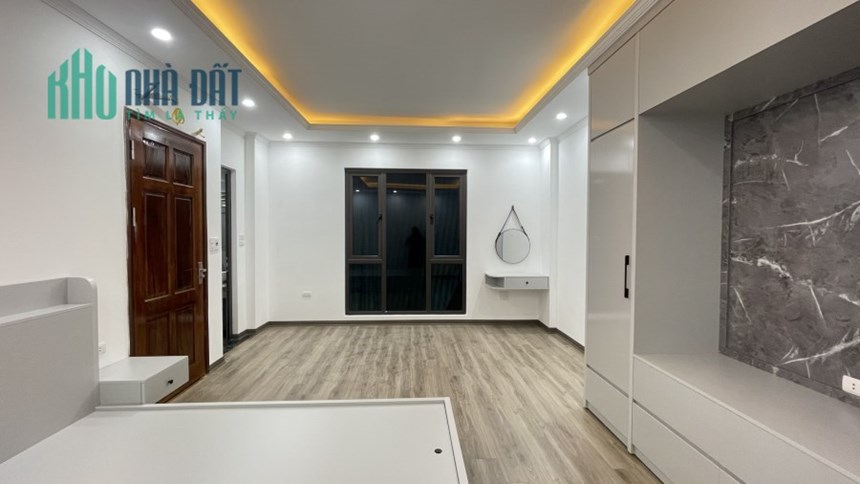 bán nhà 6 tầng cầu thang máy ngõ phố thịnh quang vĩnh hồ gần mặt phố ô tô đỗ gần