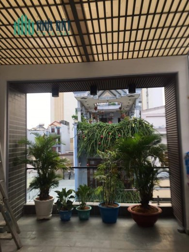 Hiếm Bán Nhà Lạc Long Quân - 52m2 - 4 tầng HXH KInh Doanh