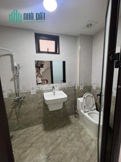 BÁN NHANH CĂN NHÀ 3 TẦNG PHƯỜNG TÂN SƠN, TRUNG TÂM TPTH