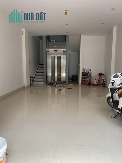 Cho thuê mặt bằng kinh doanh, thang máy tại dịch vụ Vạn Phúc, Hà Đông 50m, 3T, 18 triệu. 0962780005