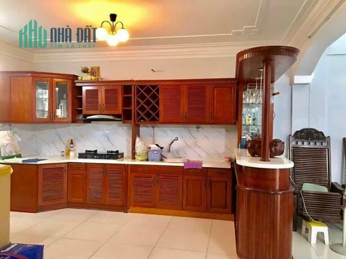 Bán nhà hẻm 3 mét Nguyễn Thiện Thuật Quận 3 DT 70m2 7x10 3 tầng BTCT giá 8.5 tỷ TL