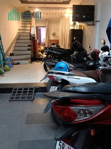 Bán nhà HXT thông Nguyễn Sơn Tân Phú 4 tầng BTCT đang có dòng tiền gần 30 triệu nhỉnh 7 tỷ TL