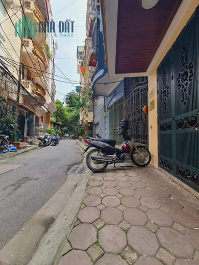 Bán nhà phân lô phố Võ Văn Dũng, Đông Đa, ô tô đỗ cổng, kinh doanh, 32m2, 4 tầng, 8 tỷ