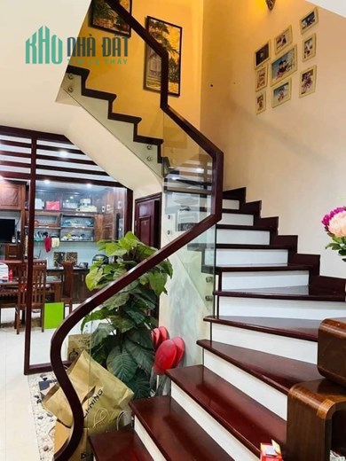 CHỦ CẦN BÁN GẤP NHÀ PHỐ YÊN HÒA 42M2 X 5T, MT 4M, 30M MP Ở ĐỈNH 4.8 TỶ