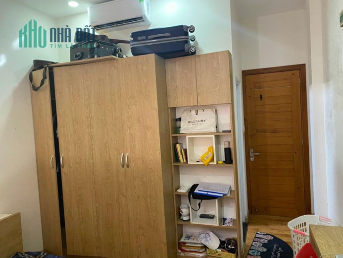 Nhà Kiệt 4m, Hải Châu, 4 tầng, 7 căn Hộ thu 20tr/ tháng, 3.x tỷ