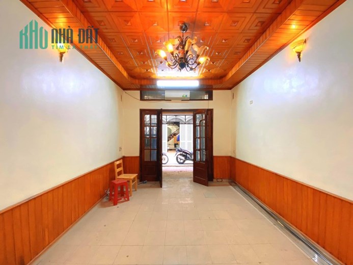 Phân Lô-OTO 7 Chỗ vào nhà-Phố Vũ Phạm Hàm-Kinh Doanh Đỉnh-65m2-Chỉ 12,3tỷ