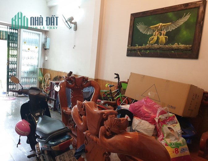 Nhà Nguyễn Hữu Cảnh - Bình Thạnh, 2 ô tô tránh nhau,4 tầng 6PN, Khi VID 3 phút là qua Landmarrk 81