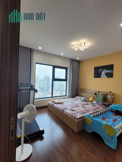 Chung cư gần Royal City Nguyễn Trãi, Thanh Xuân, 114m, 3 ngủ 2 ban công, full nội thất tiền tỷ.