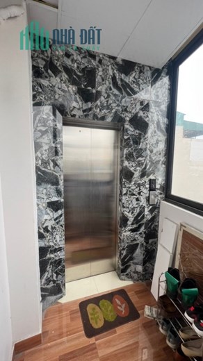 BÁN GẤP NHÀ MỄ TRÌ, DÒNG TIỀN, OTO, KINH DOANH. 220M2X20 TỶ. 0979400492