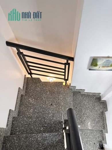 nhà 42m2 hẻm otô 5m thông chỉ 3 tỷ