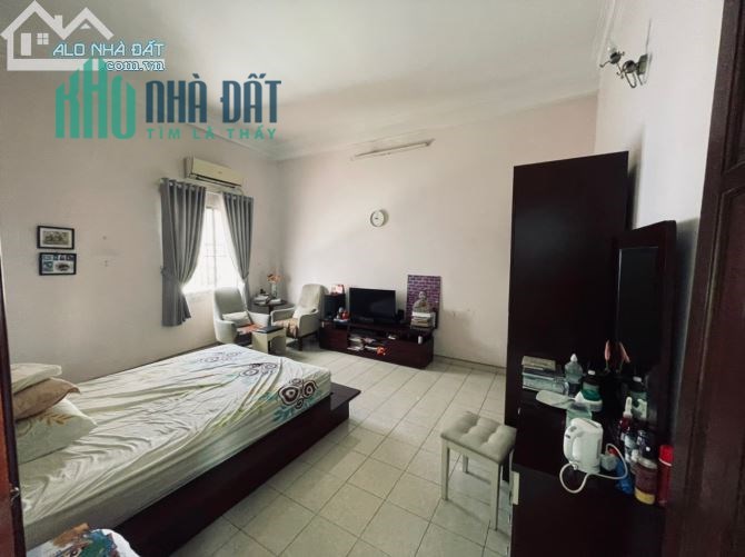 MẶT TIỀN KINH DOANH VẠN KIẾP 4 TẦNG 52M2 CHỈ NHỈNH 11 TỶ TL