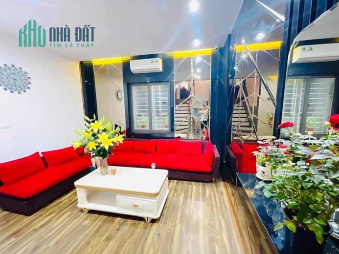 Bán nhà phố Nguyễn Chí Thanh, phân lô, ô tô đỗ, kinh doanh, 6 tầng, 40m2, Nhỉnh 14 tỷ