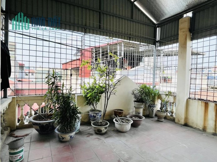 Nhỉnh 3 tỷ có nhà phố Nguyễn Trãi, Thanh Xuân, 30m 5 tầng, 3 ngủ, gần Ngã Tư Sở, nhà đẹp ở ngay lh