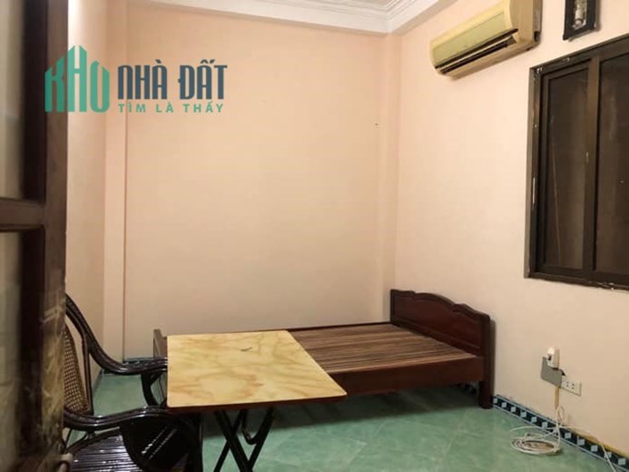 Bán nhà rẻ đẹp đường Hoàng Mai quận Hoàng Mai. 39m, 4 tầng, giá 3 Tỷ, sđcc