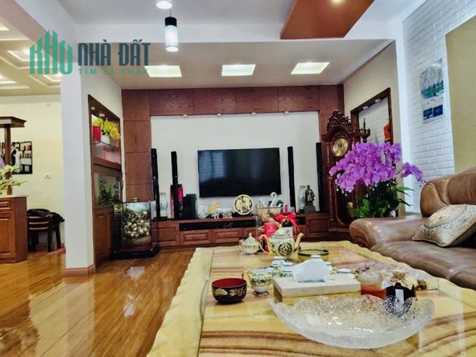 Bán nhà phố Nguyễn Thị Định, phân lô,vỉa hè, ôtô tránh, DT 70m2 x 5 tầng. MT 5m. 0338080356