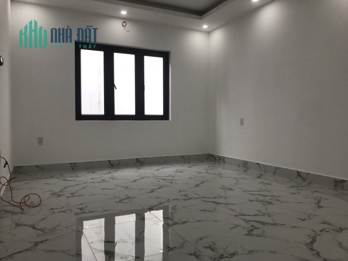 Căn nhà độc lập  có sân cổng riêng 52,8m x  4 tầng  tại Trần Nguyên Hãn gần Trường Võ Thị Sáu