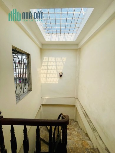 Duy nhất 1 căn nhà phố Nguyễn Trãi, Thanh Xuân, 30m 5 tầng, 3 ngủ, gần Ngã Tư Sở, nhà đẹp ở ngay