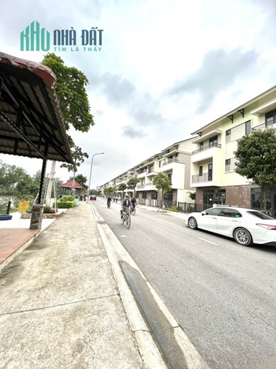 Bán shophouse 90m2 ven sông Tào Khê khu đô thị Centa city Vsip từ Sơn giá  chỉ hơn 6.2 tỷ