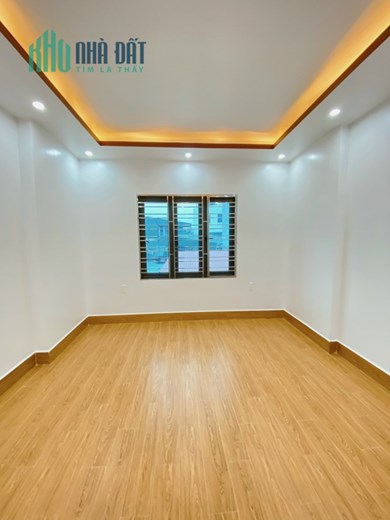 Nhà  xây mới độc lập chỉ cách tuyến đường Hồ Sen mới 30m giá 3tỷ720 có thỏa thuận