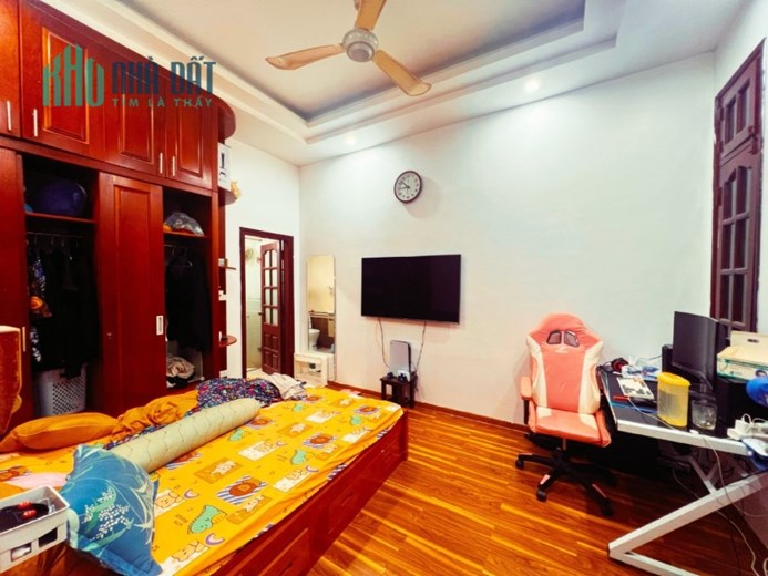 65m 5 Tầng Hồ Ba Mẫu , khu dân trí cao , an ninh đảm bảo .. giá 6 tỷ