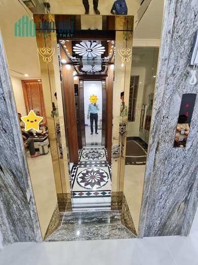 Chính chủ bán gấp tòa văn phòng 110m2 phố Đào Tấn, Ba Đình, giá 45 tỷ.