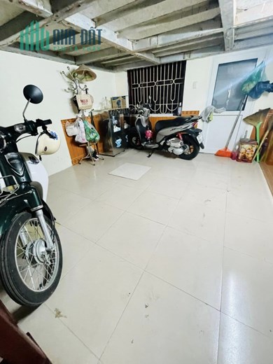 Nhà 60m Mặt Tiền 5m Phân Lô Phố Trung Kính. Vỉa Hè Đá Bóng. Ô Tô Tránh Kinh Doanh Sầm Uất. Chủ Cần