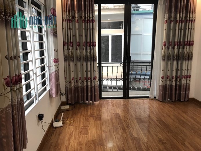 NHÀ ĐẸP LÔ GÓC BÙI XƯƠNG TRẠCH, MẶT NGÕ KINH DOANH, DT 48M GIÁ NHỈNH 5 TỶ.
