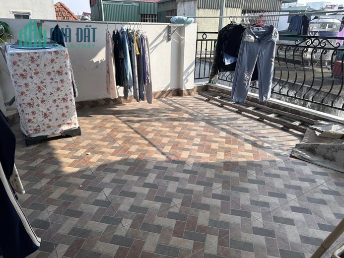 Mua Đất Tặng Nhà 185m Mặt Tiền 9m. Nhà Trên Đường Hồ Tùng Mậu Cầu Giấy. Chủ Cần Bán Gấp