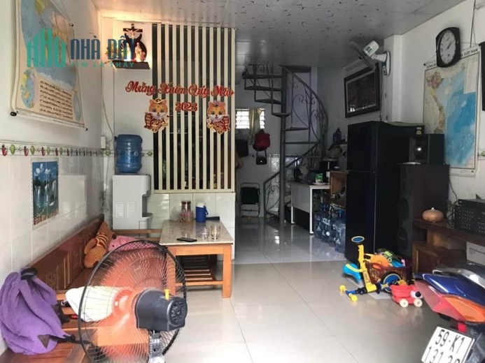 Đường 6m, Cách 20m là LÊ VĂN KHƯƠNG Thới An Quận 12,2,8 tỷ