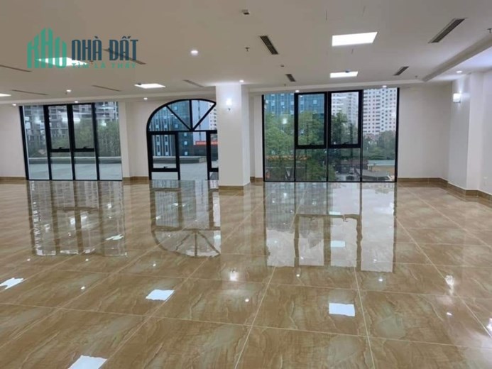 Bán tòa nhà văn phòng mặt phố Vũ Tông Phan, Thanh Xuân  310m2, 10 tầng, 11m mặt tiền