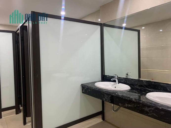Bán tòa nhà văn phòng mặt phố Vũ Tông Phan, Thanh Xuân  310m2, 10 tầng, 11m mặt tiền