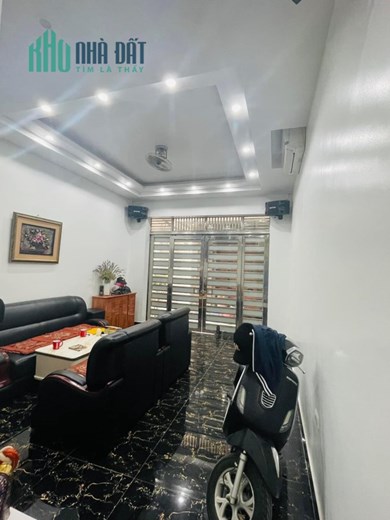 NGÕ 55x LẠC LONG QUÂN – TÂY HỒ, CÁCH PHỐ 40M, 40M2, 5 TẦNG 5 NGỦ