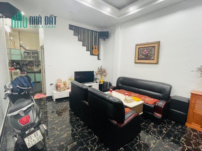 NGÕ 55x LẠC LONG QUÂN – TÂY HỒ, CÁCH PHỐ 40M, 40M2, 5 TẦNG 5 NGỦ