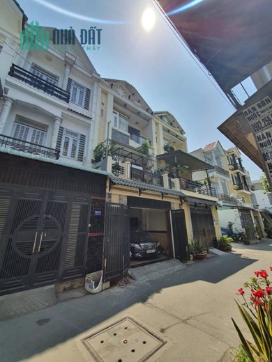 Bán nhà Quận 12 -  hẻm xe hơi Song Hành- 57.5m2 - ngang 5.5m - 5.1 tỷ TL