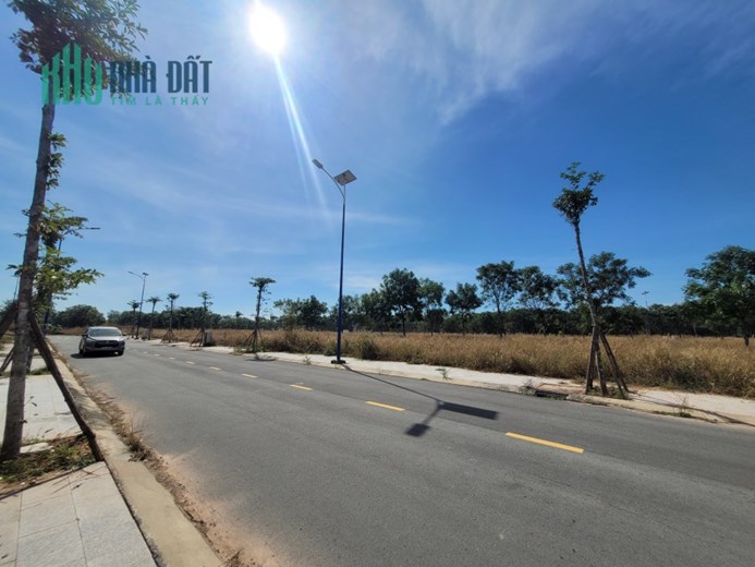 Chính chủ gửi lô đất 132,5 m đường Điện Biên Phủ ngay Tp mới Bình Dương-SHR-giá đầu tư 1tỷ