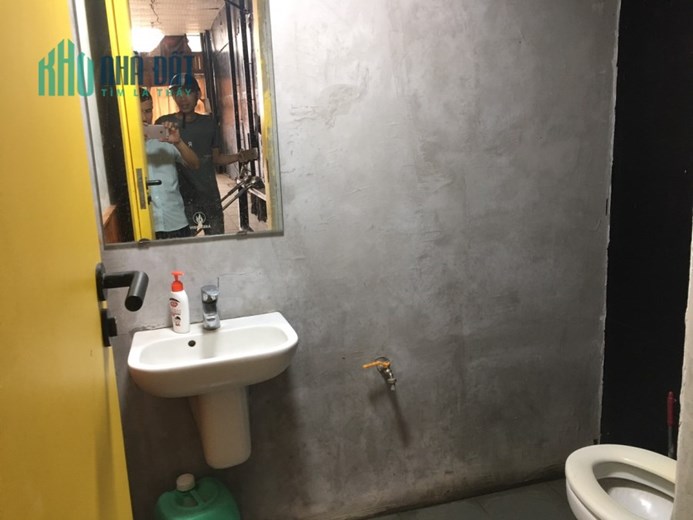 Chính chủ cho thuê mặt bằng kinh doanh số 258 Âu Cơ, Tây Hồ, Hà Nội.