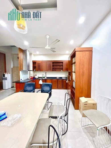 TRUNG KÍNH - 75m2 PHÂN LÔ - VỈA HÈ - KINH DOANH - Ô TÔ TRÁNH - Ô CHỜ THANG MÁY