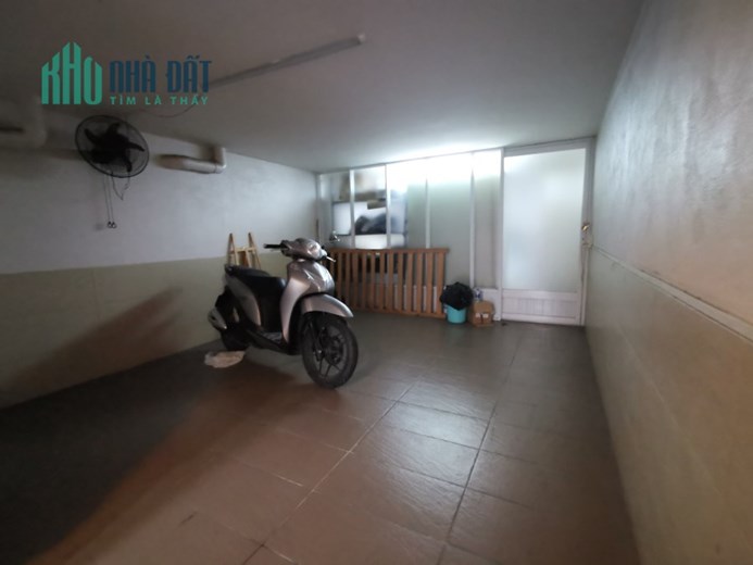 Mặt tiền VIP Bình Thạnh, 84m2, 6 tầng, thang máy, sát bên Quận 1