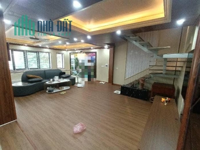 Bán nhà Phố Lê Lợi Hà Đông, lô góc 42m2,5T, MT 5,2m ô tô vào nhà chỉ 7 tỉ