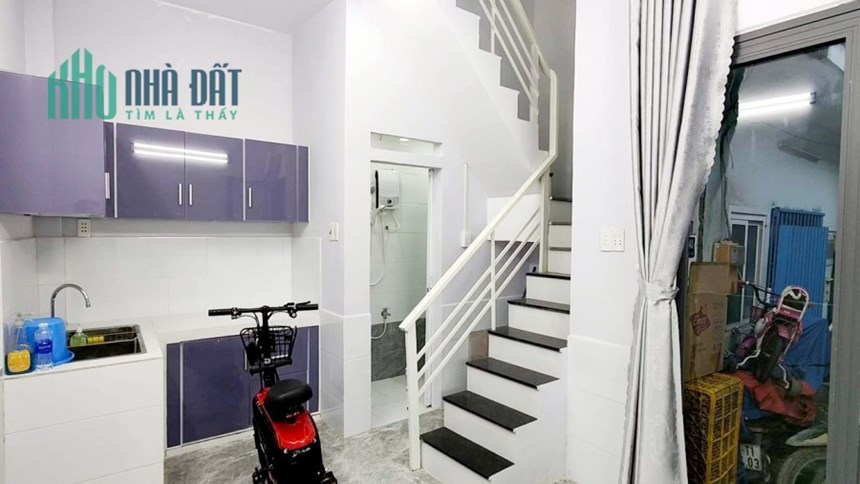 Nhà chính Chủ 2.25 tỷ / Kinh Dương Vương An Lạc  ngay Bến xe miền Tây