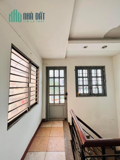 Bán nhà Mặt tiền đường Hậu Giang gần Minh Phụng, Quận 6, DT: 3.8x15m, 5 Tầng, 11.5 tỷ